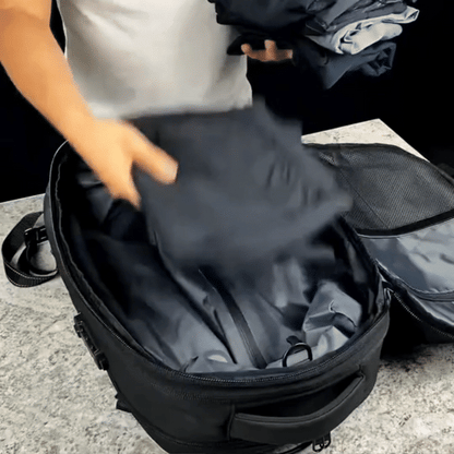 Oceva™ Vacuum Compression Backpack